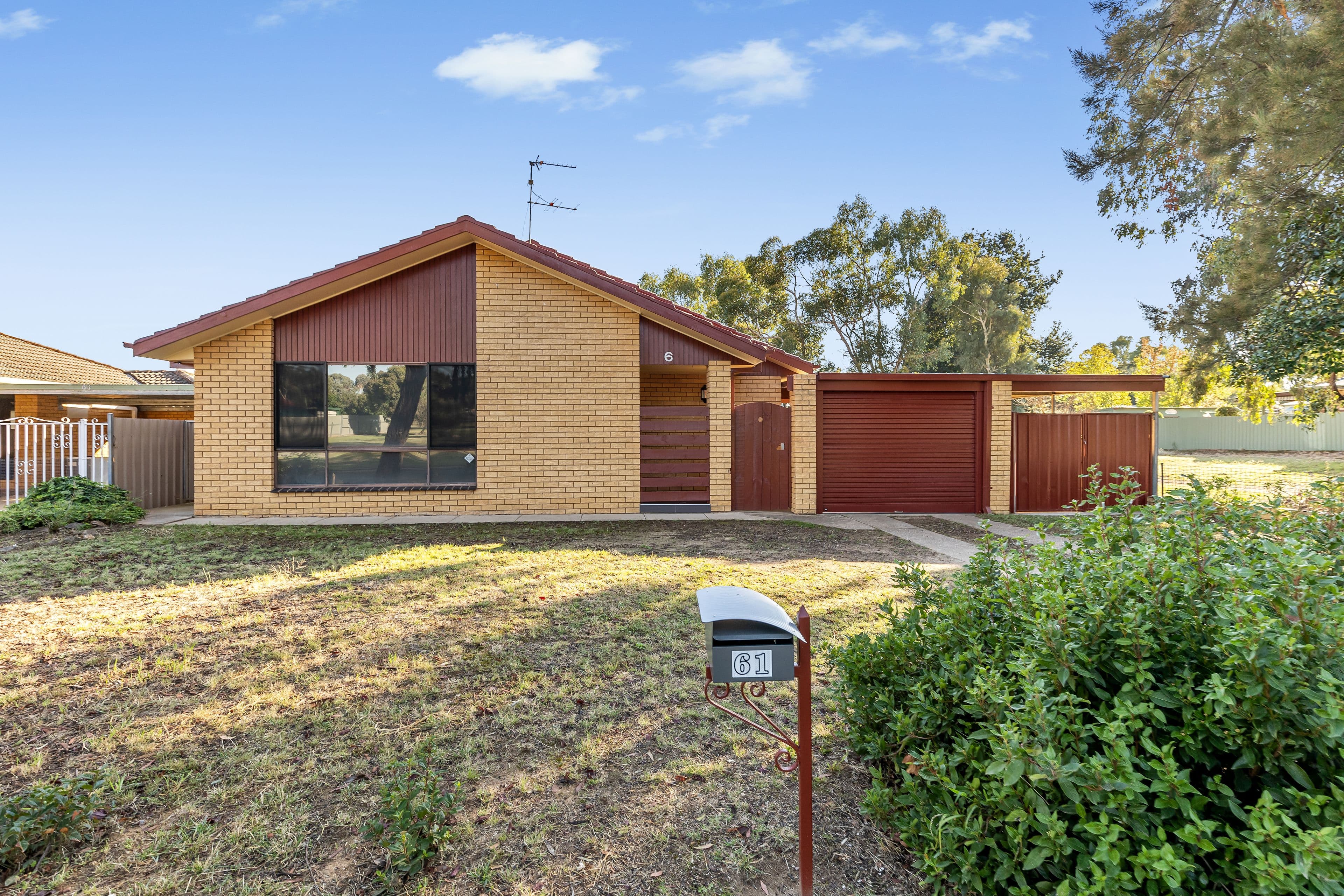 61 Huthwaite Street, Mount Austin NSW 2650, Mount Austin - Image 1