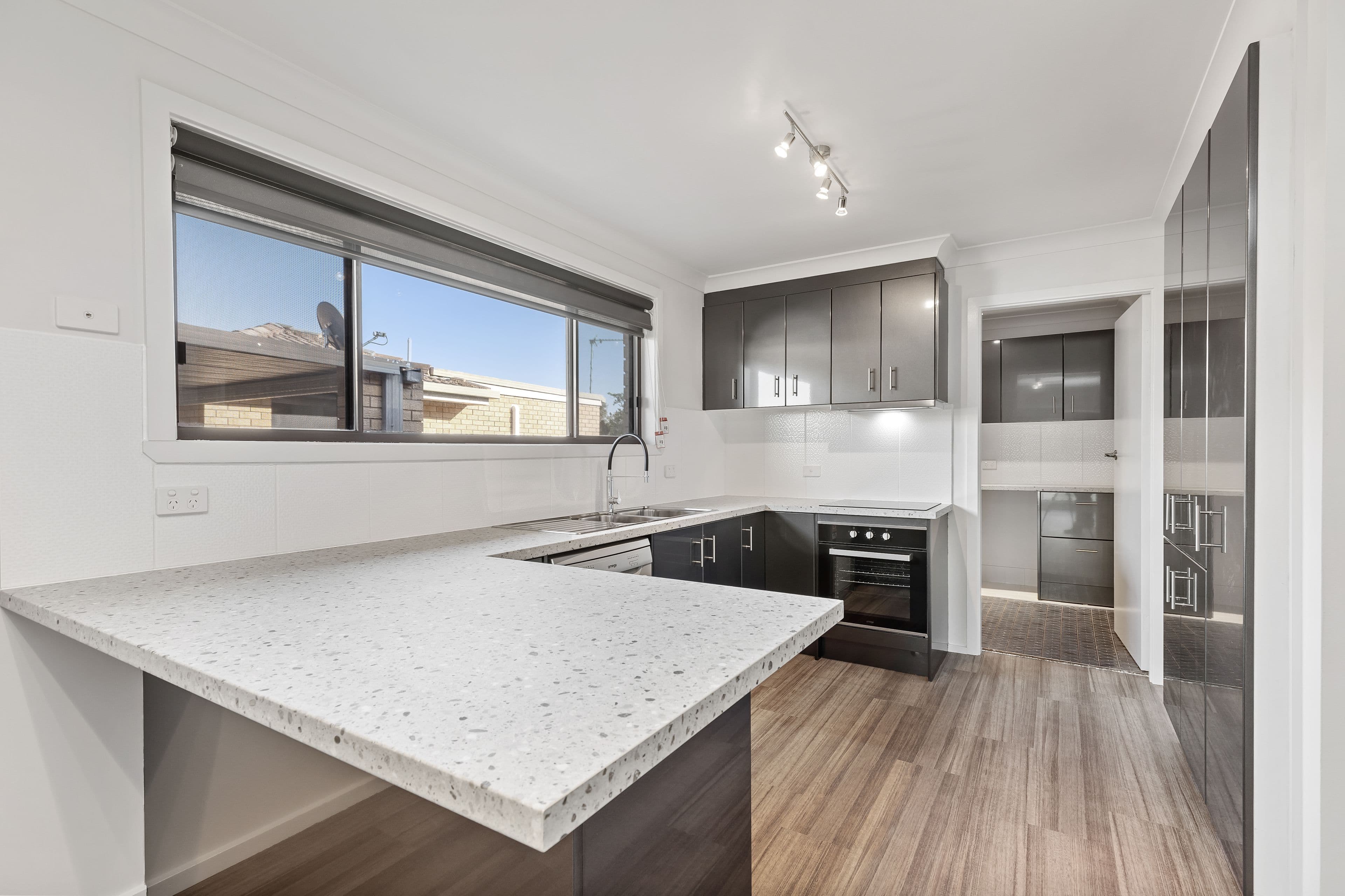 61 Huthwaite Street, Mount Austin NSW 2650, Mount Austin - Thumbnail 2