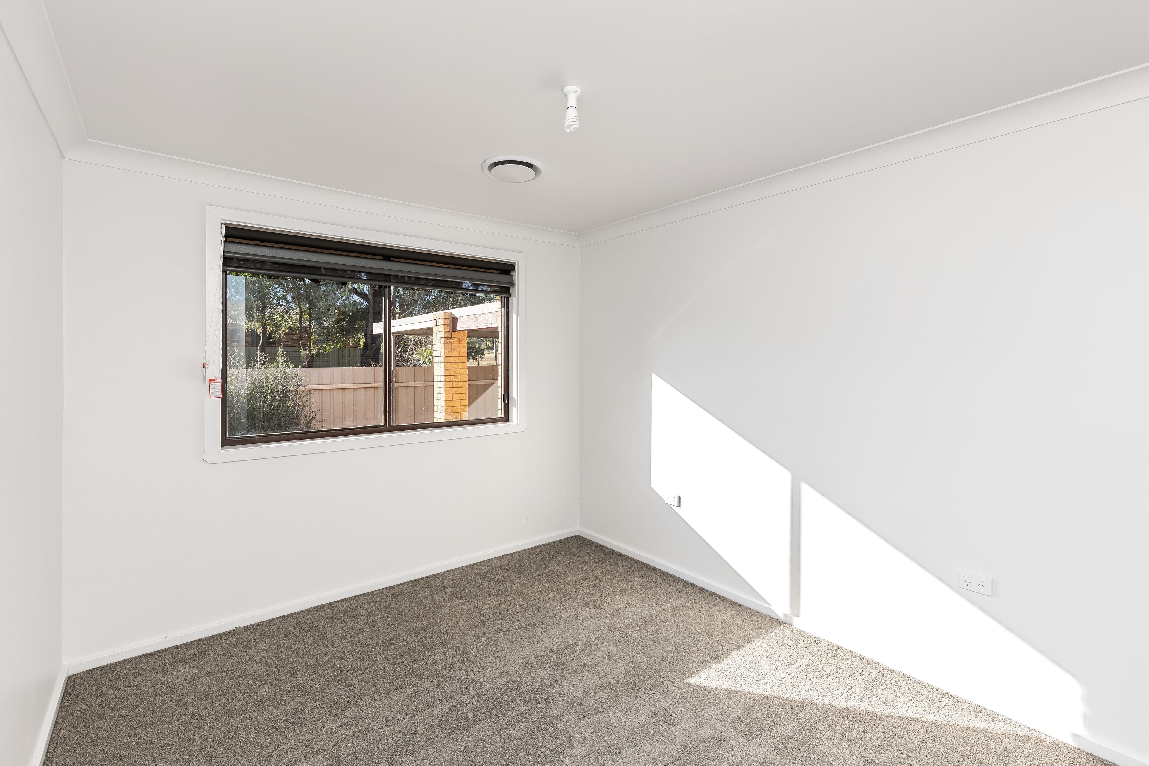 61 Huthwaite Street, Mount Austin NSW 2650, Mount Austin - Thumbnail 7