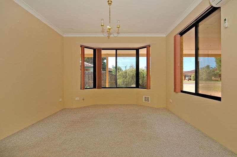 6  Yalgar Place, LOCKRIDGE WA 6054, Lockridge - Thumbnail 2