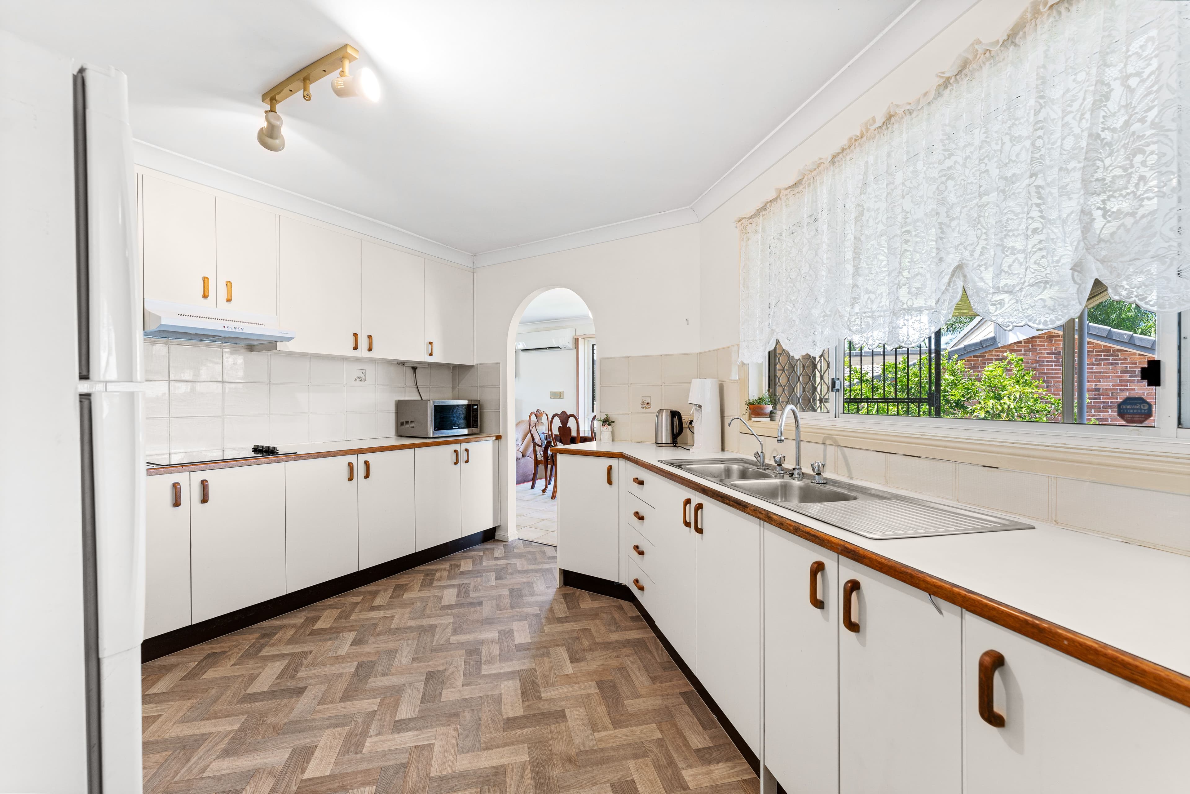 19 Lindstrom Court, Runcorn QLD 4113, Runcorn - Thumbnail 7