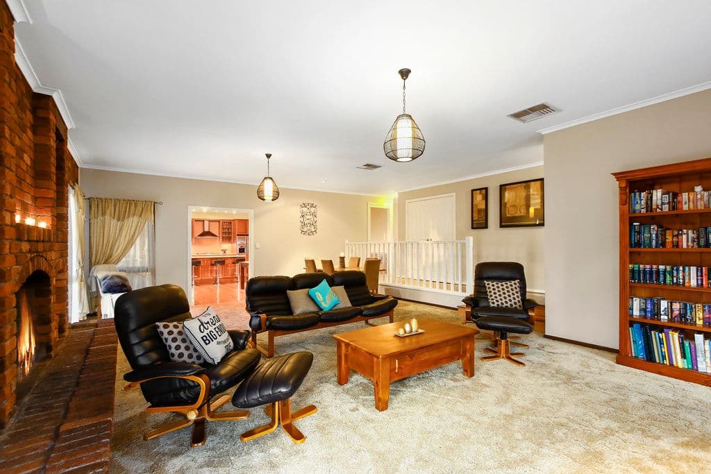 2 Atherton Court, Kilsyth VIC 3137, Kilsyth - Thumbnail 2