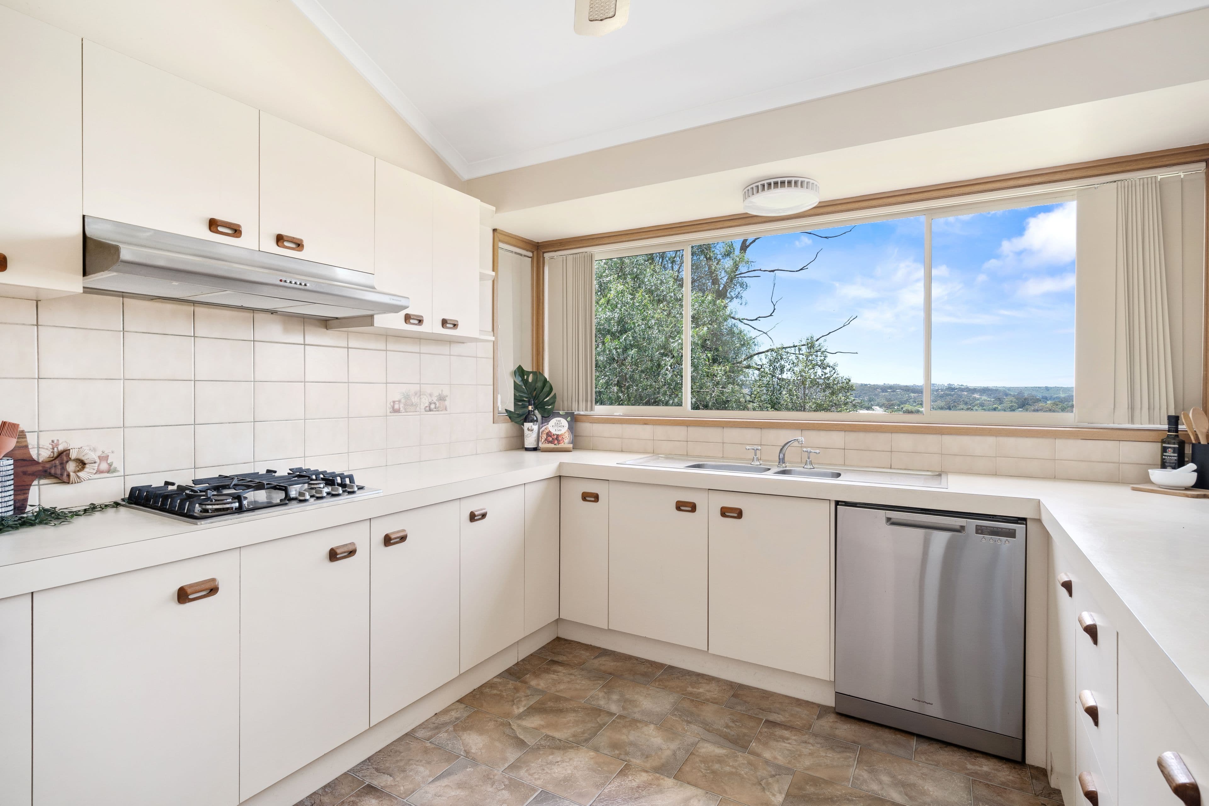 5 Johansen Place, Darley VIC 3340, Darley - Thumbnail 7