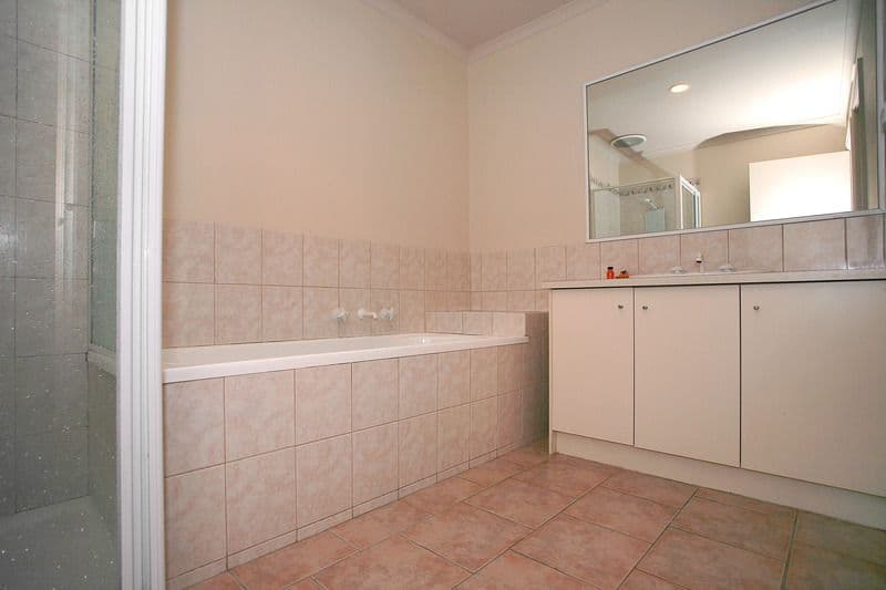 36 Hennessy Way, DANDENONG NORTH VIC 3175, Dandenong North - Thumbnail 7