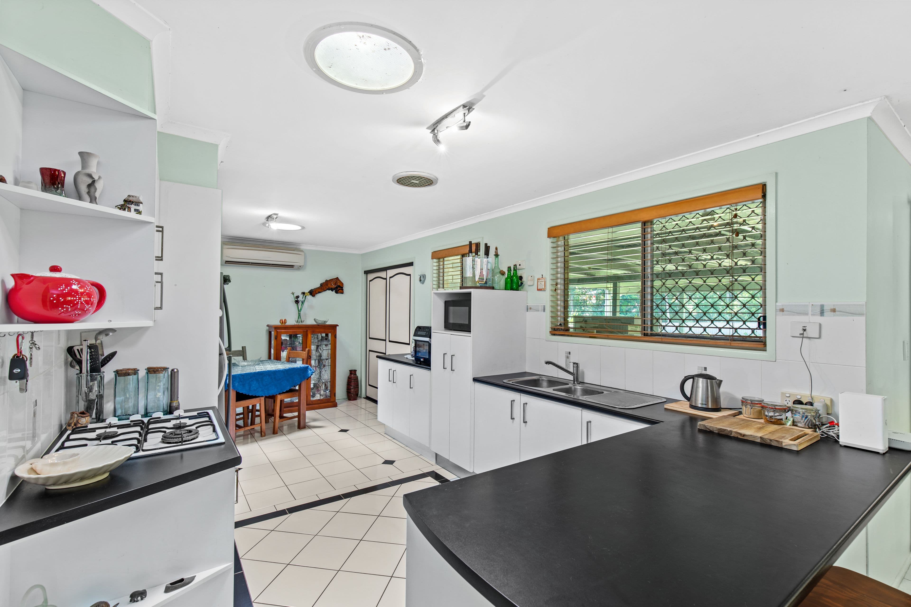10 Einsleigh Court, Beerwah QLD 4519, Beerwah - Thumbnail 7