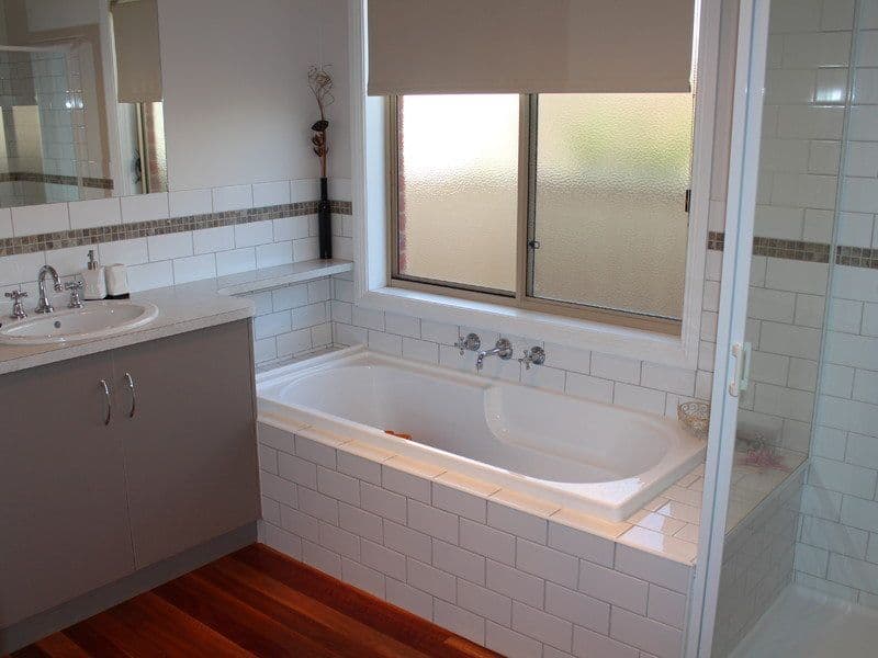 14 Monash Drive, Benalla VIC 3672, Benalla - Thumbnail 4