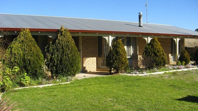 18 Jarrah Road, MANJIMUP WA 6258, Manjimup - Thumbnail 2