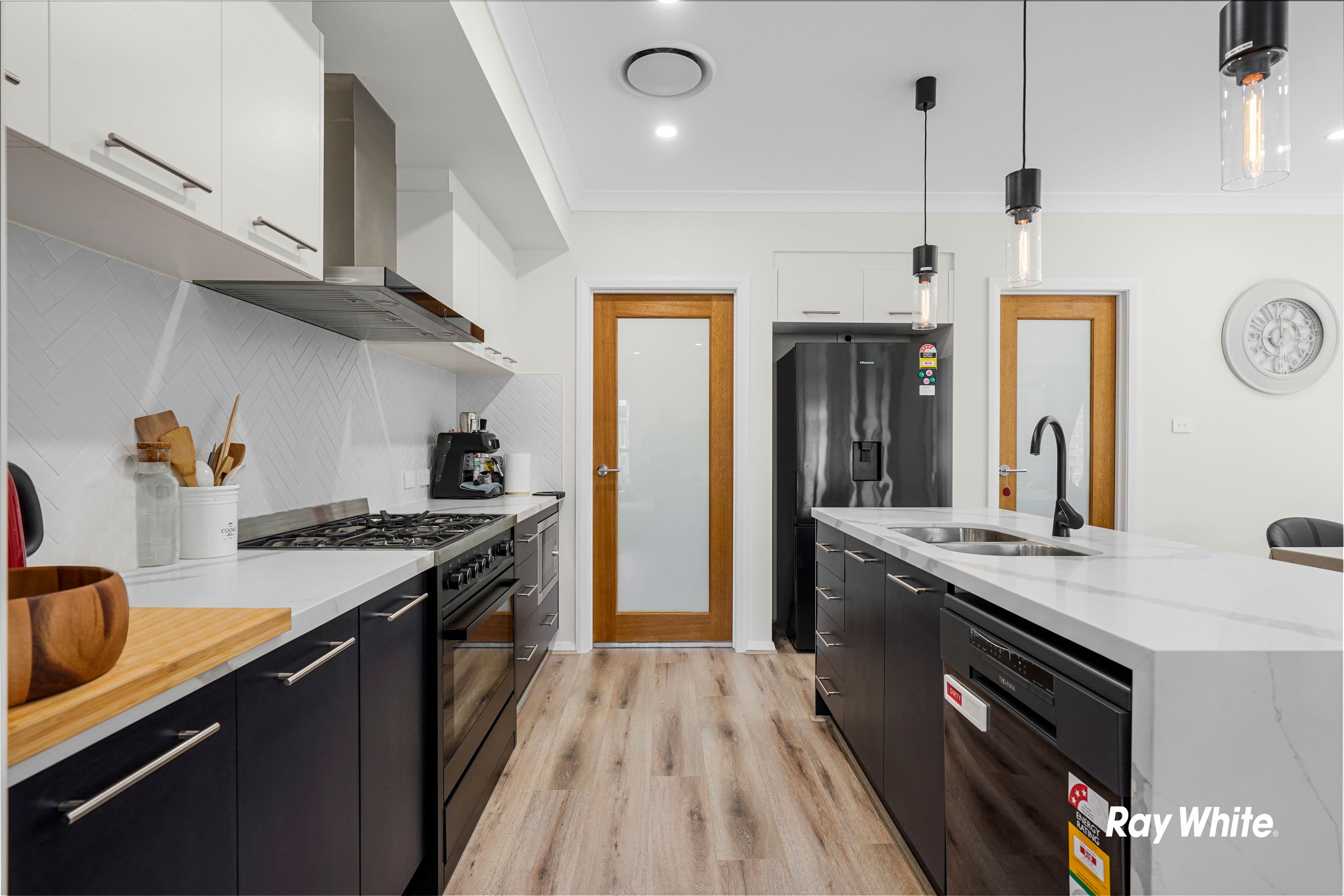 33 Amarina Boulevard, Colebee NSW 2761, Colebee - Thumbnail 4