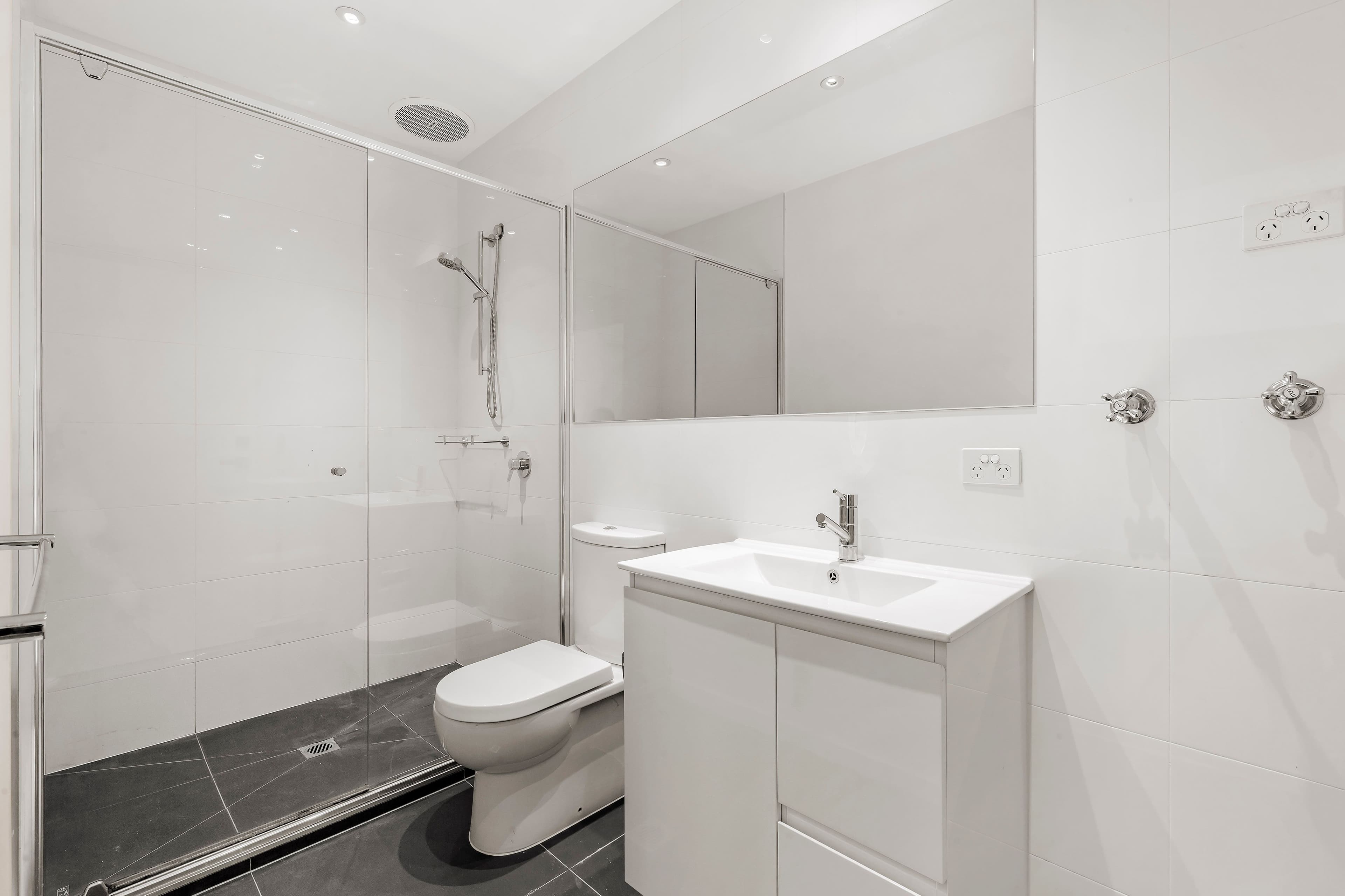 82A Aberdeen Road, Macleod VIC 3085, Macleod - Thumbnail 4