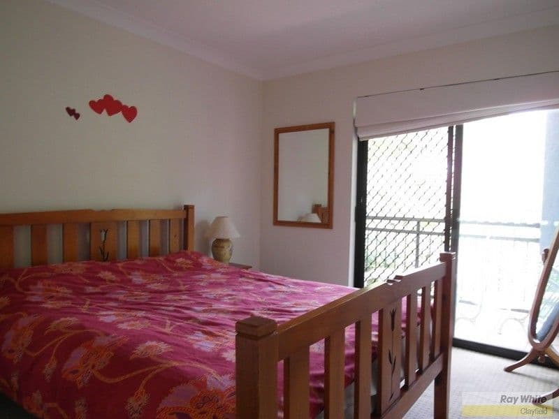 90 Bonney Avenue, CLAYFIELD QLD 4011, Clayfield - Thumbnail 2