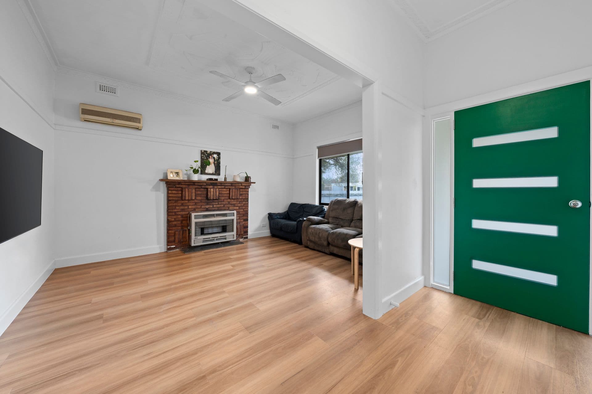18 Tomkins Parade, Benalla VIC 3672, Benalla - Thumbnail 3