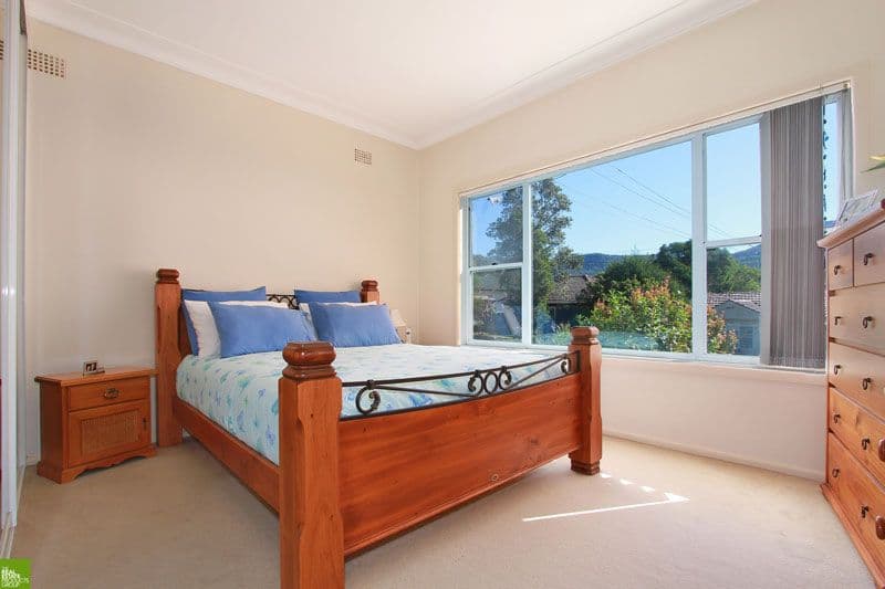 10 Risley Road, FIGTREE NSW 2525, Figtree - Thumbnail 3