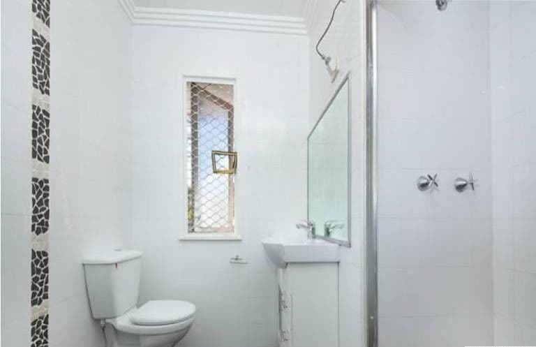 64 Cullens Road, PUNCHBOWL NSW 2196, Punchbowl - Thumbnail 5