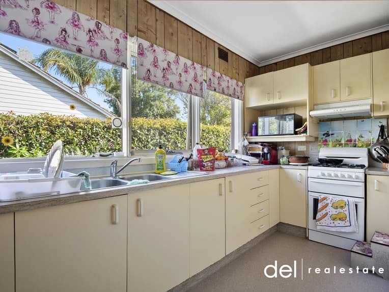 21 Irving Road, Dandenong North, Dandenong North - Thumbnail 5