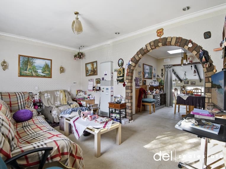 21 Irving Road, Dandenong North, Dandenong North - Thumbnail 6