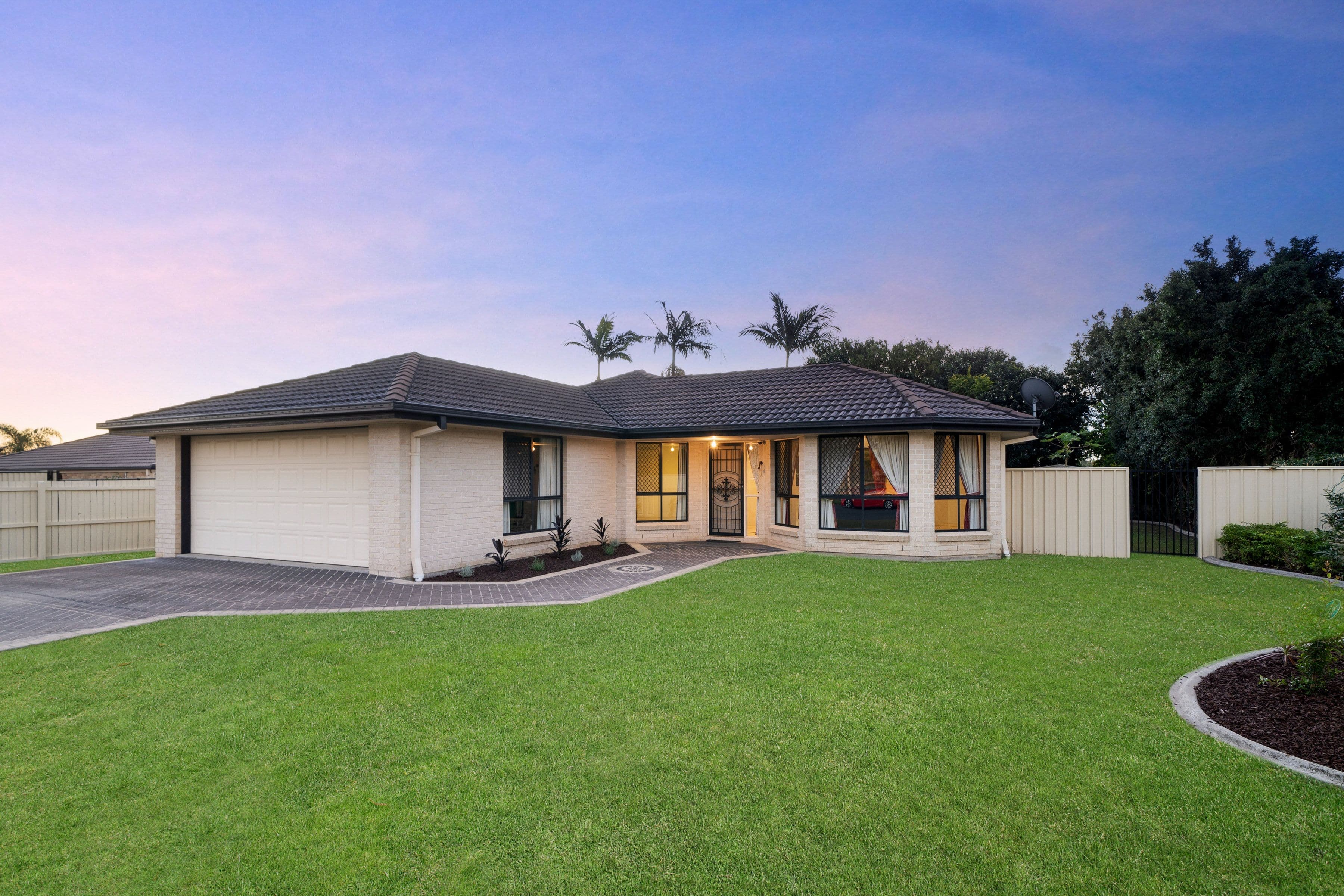 16 Muscat Court, Heritage Park QLD 4118, Heritage Park - Image 1