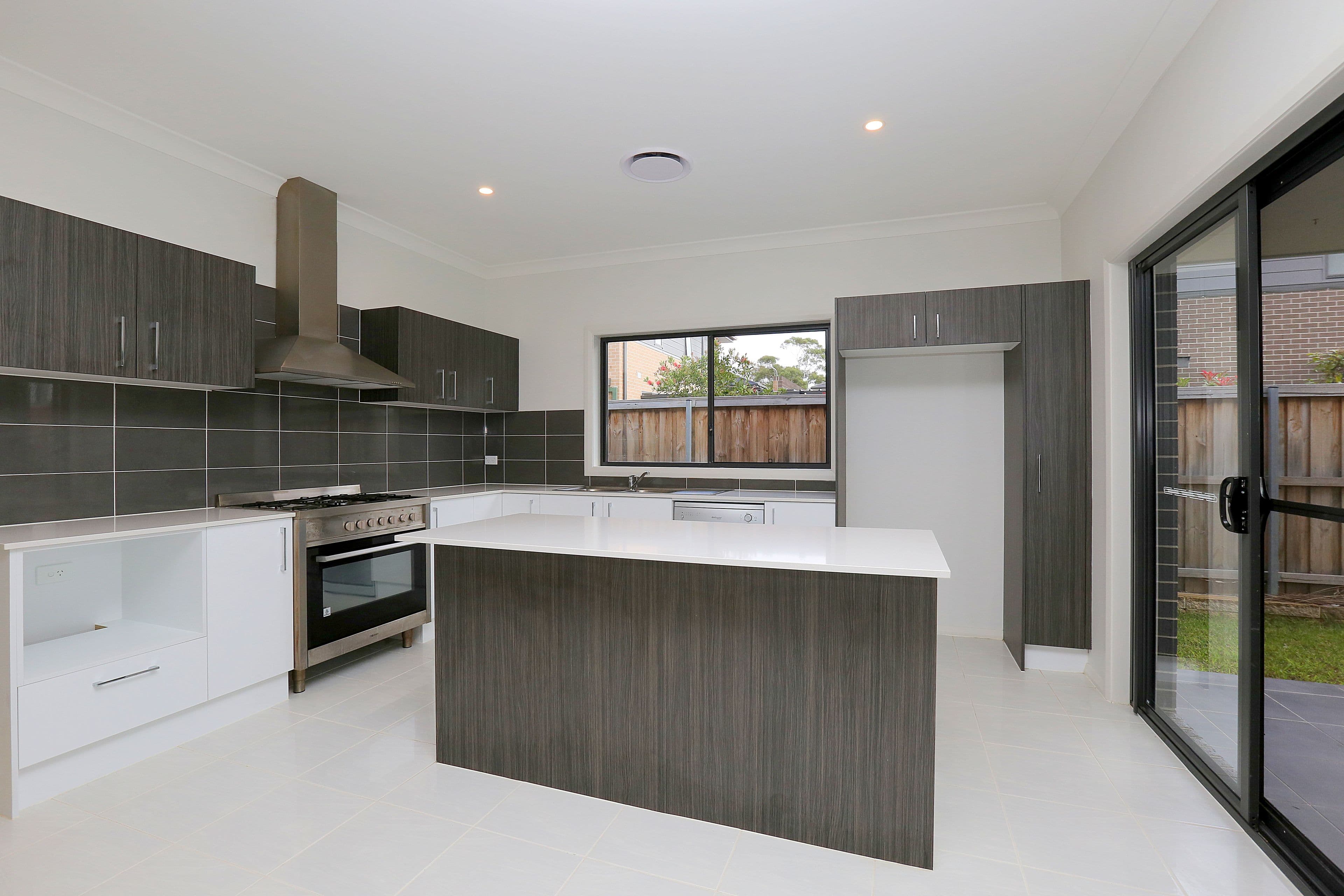 3 Purvis Avenue, Potts Hill - Thumbnail 4