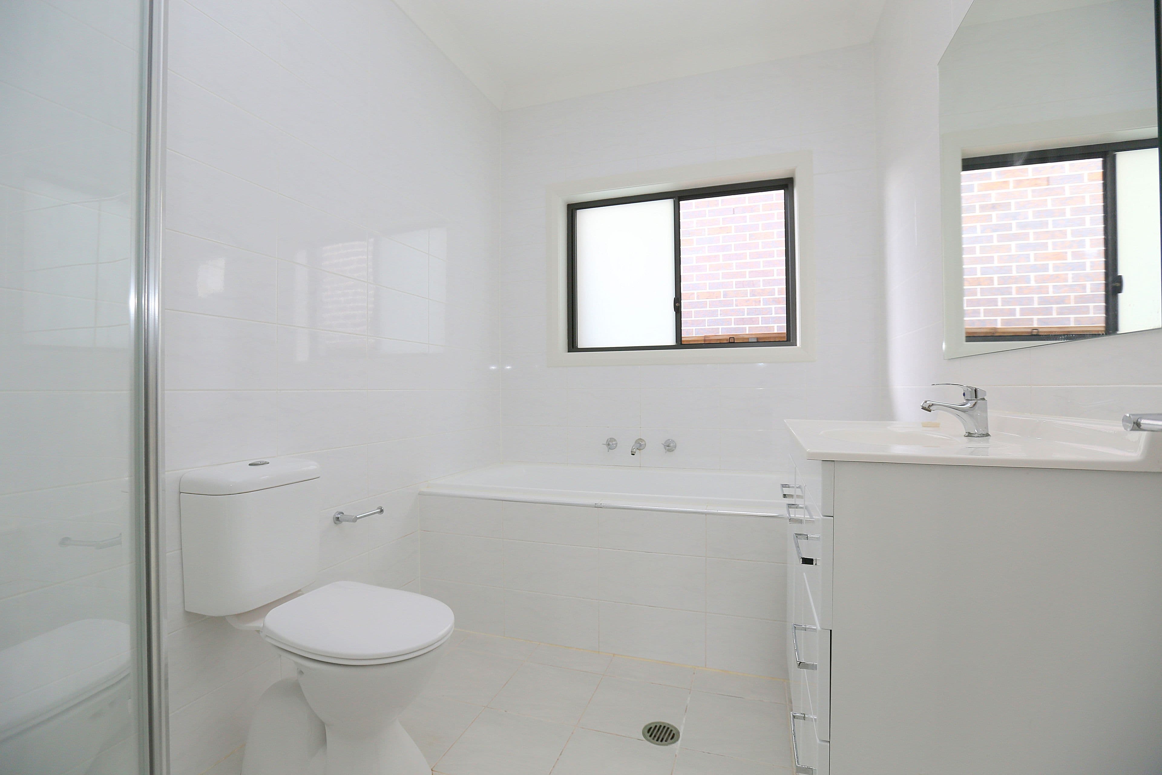 3 Purvis Avenue, Potts Hill - Thumbnail 8