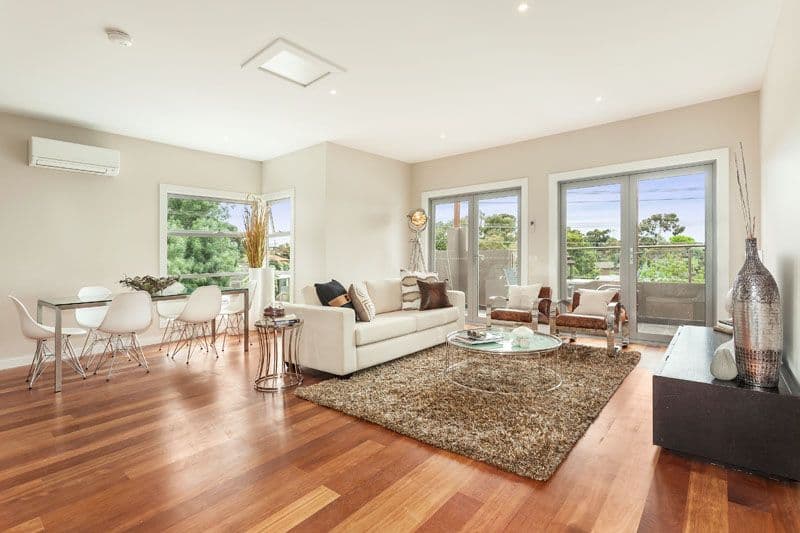 10 Gyrfalcon Way, Doreen, Doreen - Image 1