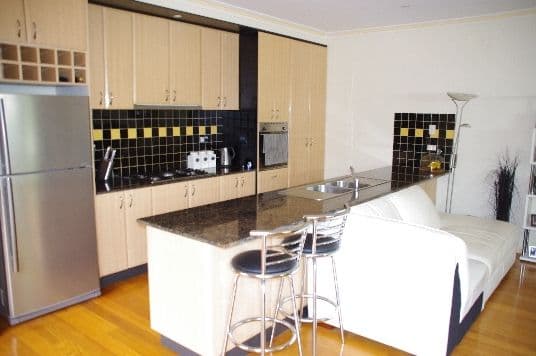 6 Renown Street, ESSENDON NORTH VIC 3041, Essendon North - Thumbnail 5
