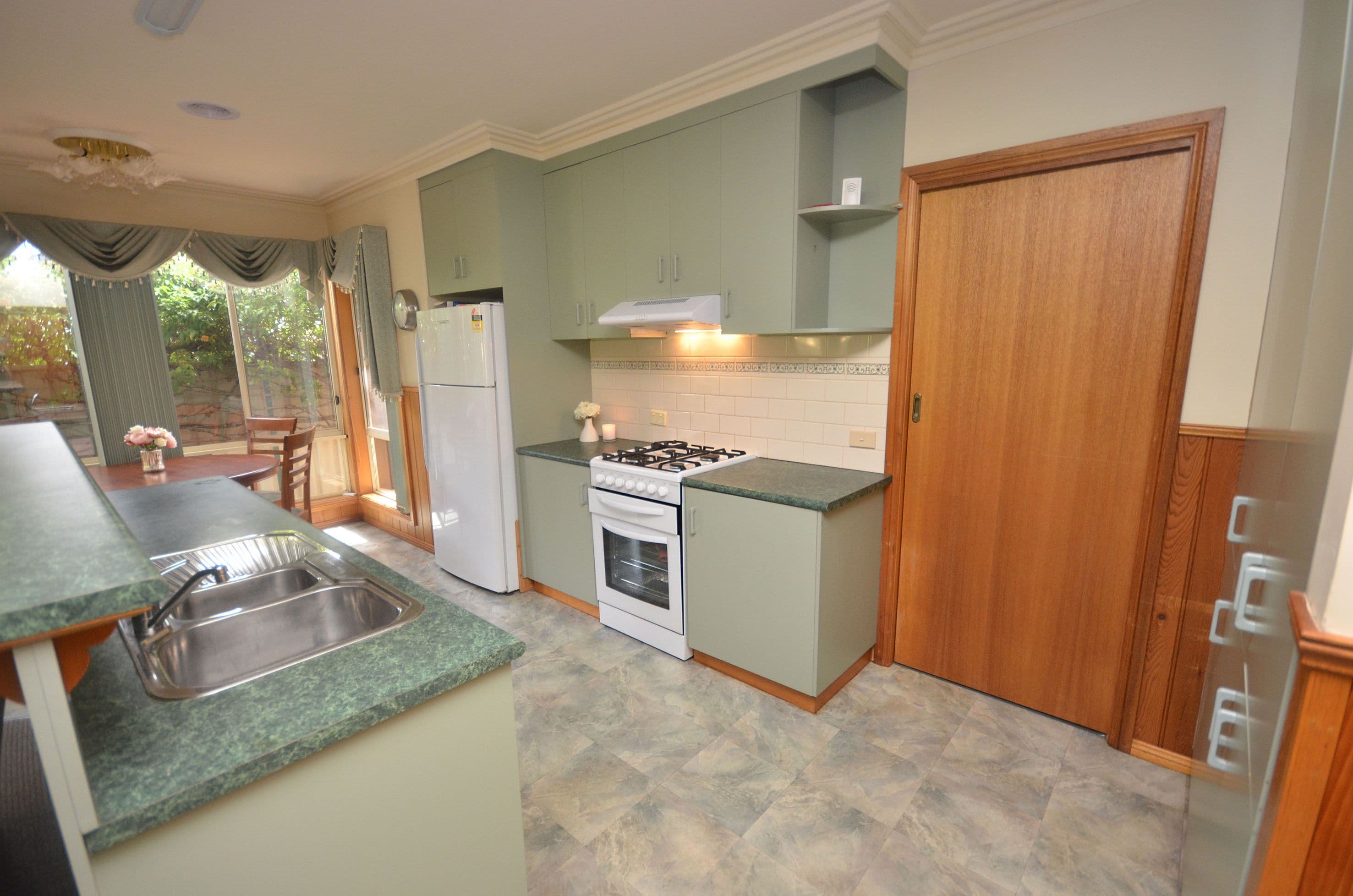 2 Maggie Court, Echuca VIC 3564, Echuca - Thumbnail 7