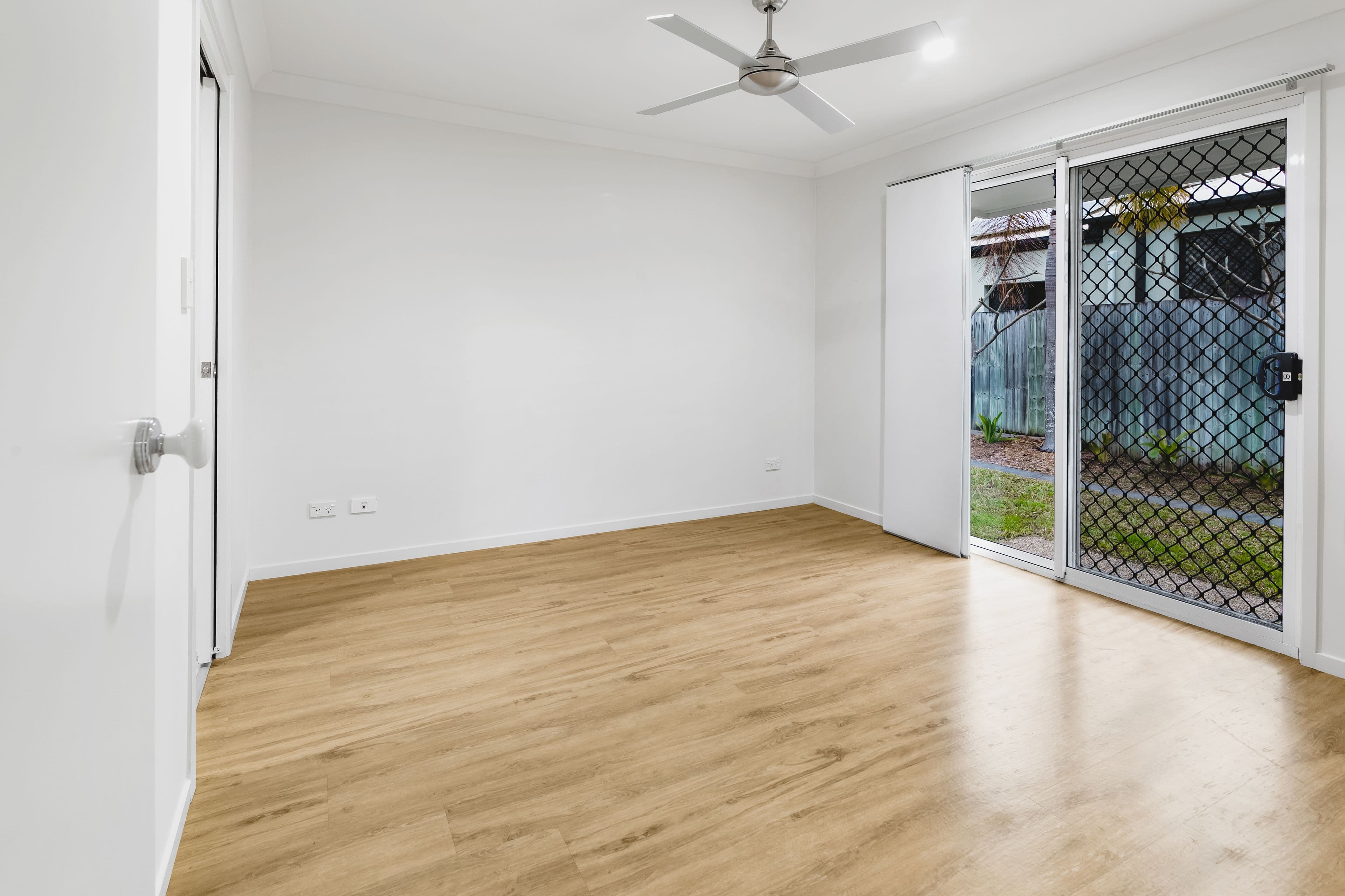 4 Livingstone Street, Upper Coomera QLD 4209, Upper Coomera - Thumbnail 6