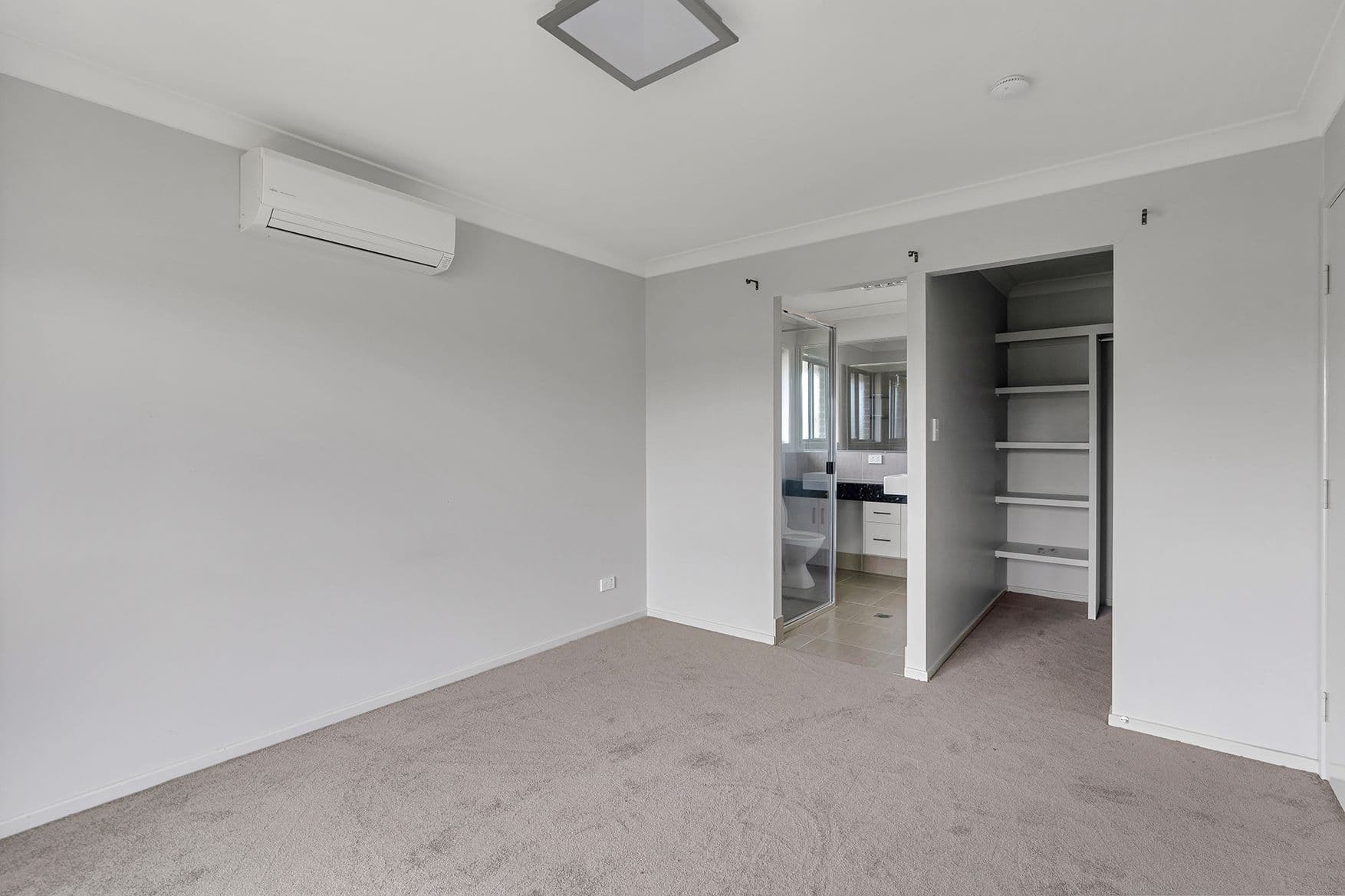 79 Mayfair Drive, Emerald QLD 4720, Emerald - Thumbnail 6
