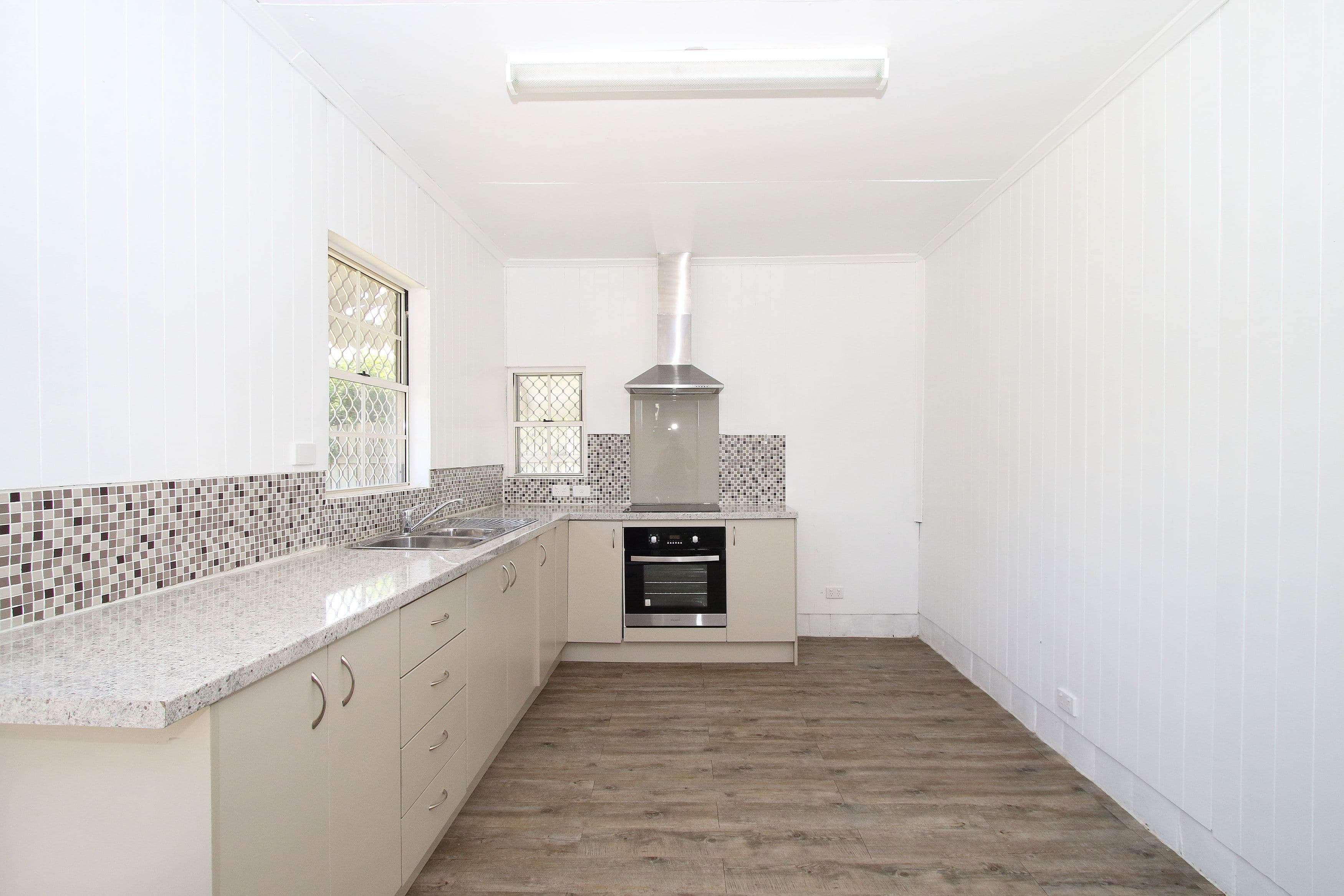 17 Fitzgibbon Street, North Ipswich QLD 4305, North Ipswich - Thumbnail 3