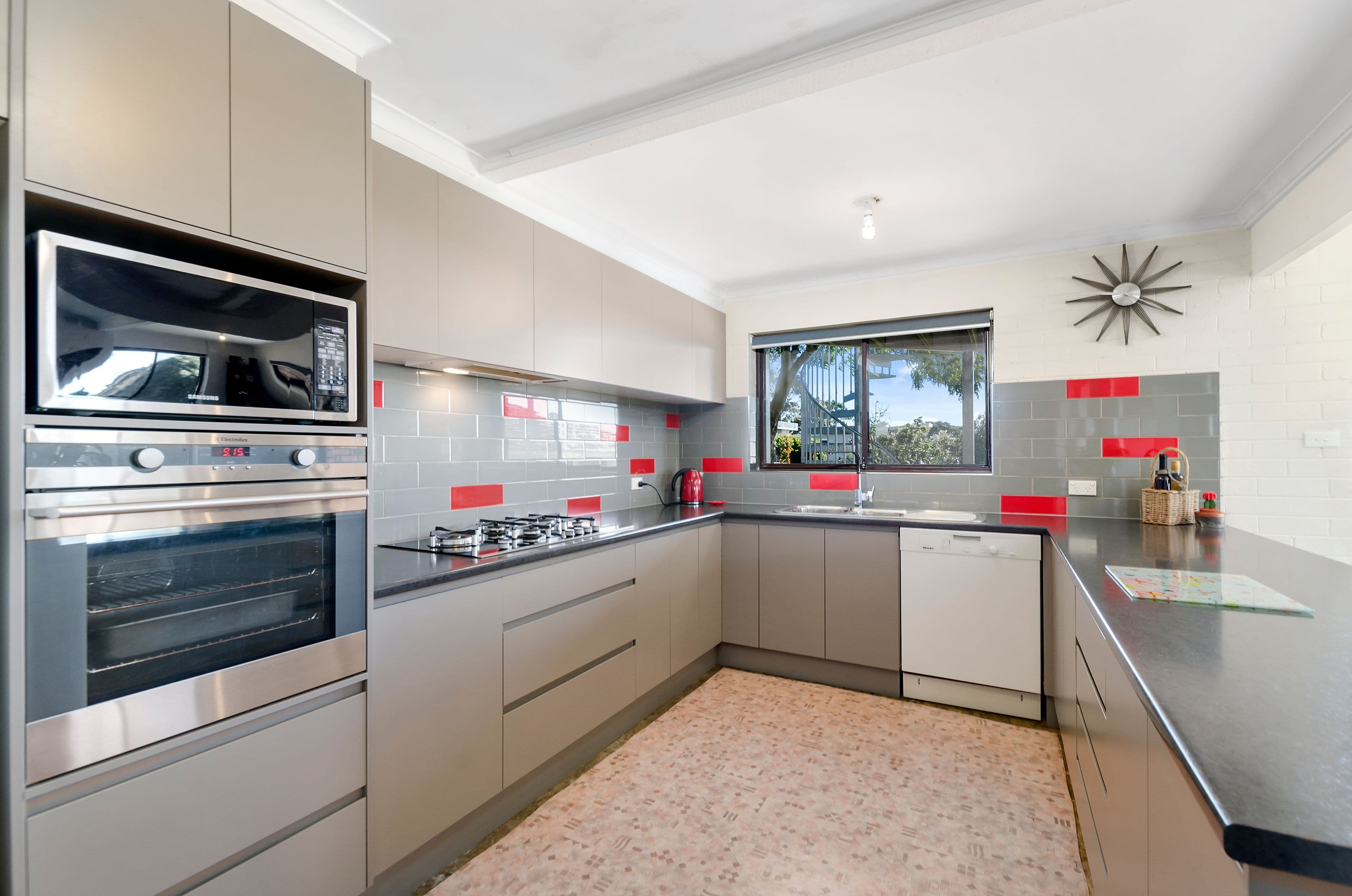 3 Adina Avenue, Kiama NSW 2533, Kiama - Thumbnail 3