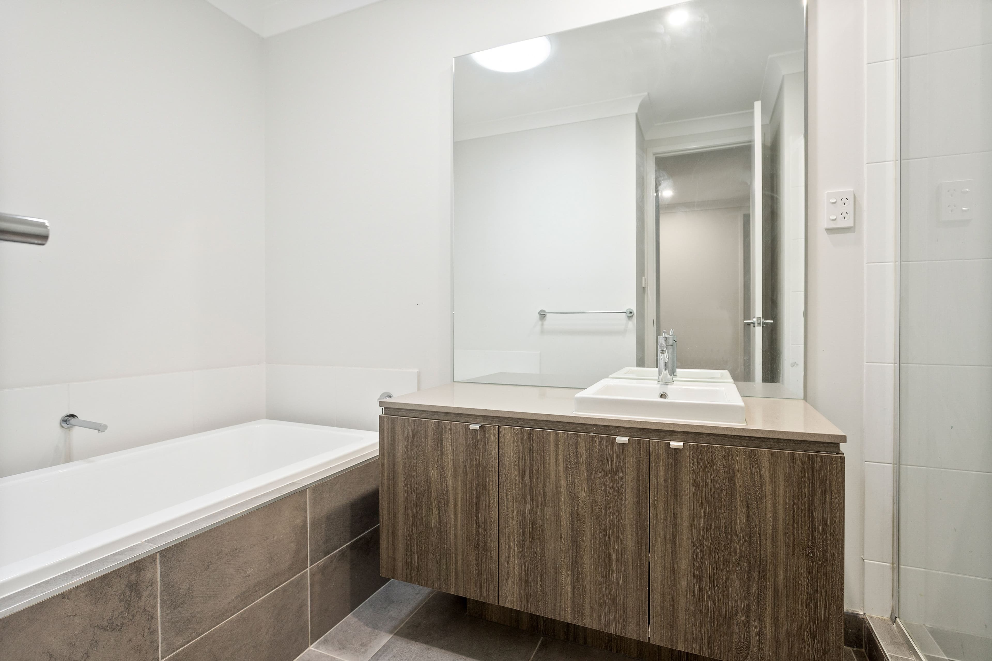 7 Dymock Drive, Calderwood NSW 2527, Calderwood - Thumbnail 8