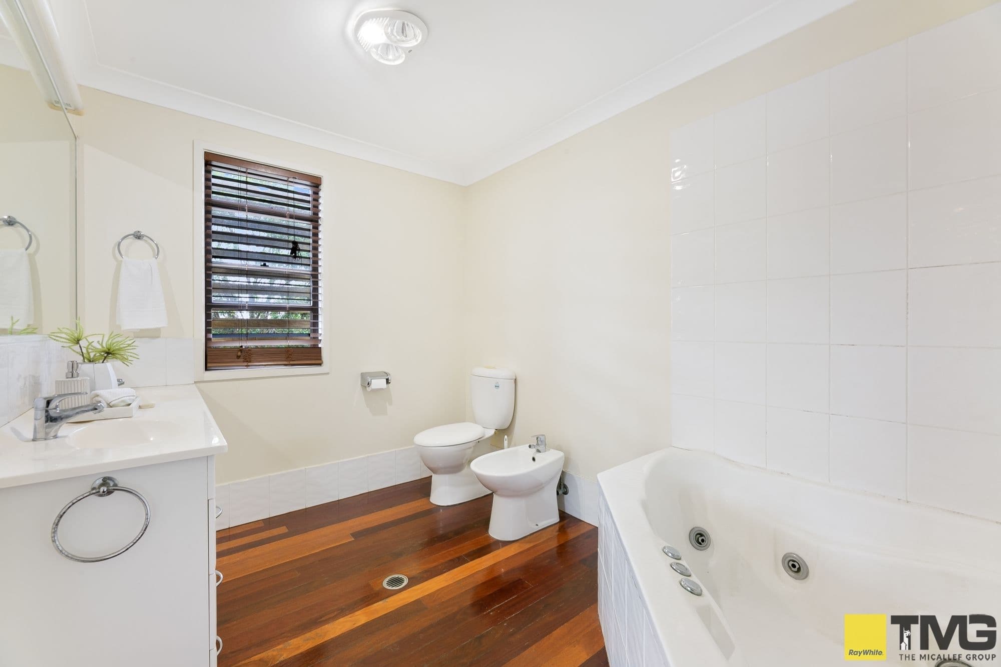 11 Regency Place, Mudgeeraba QLD 4213, Mudgeeraba - Thumbnail 5