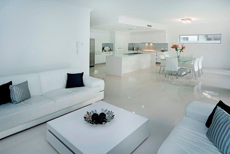 9112 Peter Senior Drive, HOPE ISLAND QLD 4212, Hope Island - Thumbnail 2