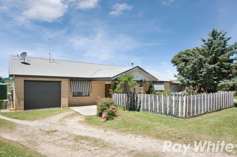 55 Mont Albert Road, Garfield VIC 3814, Garfield - Image 1