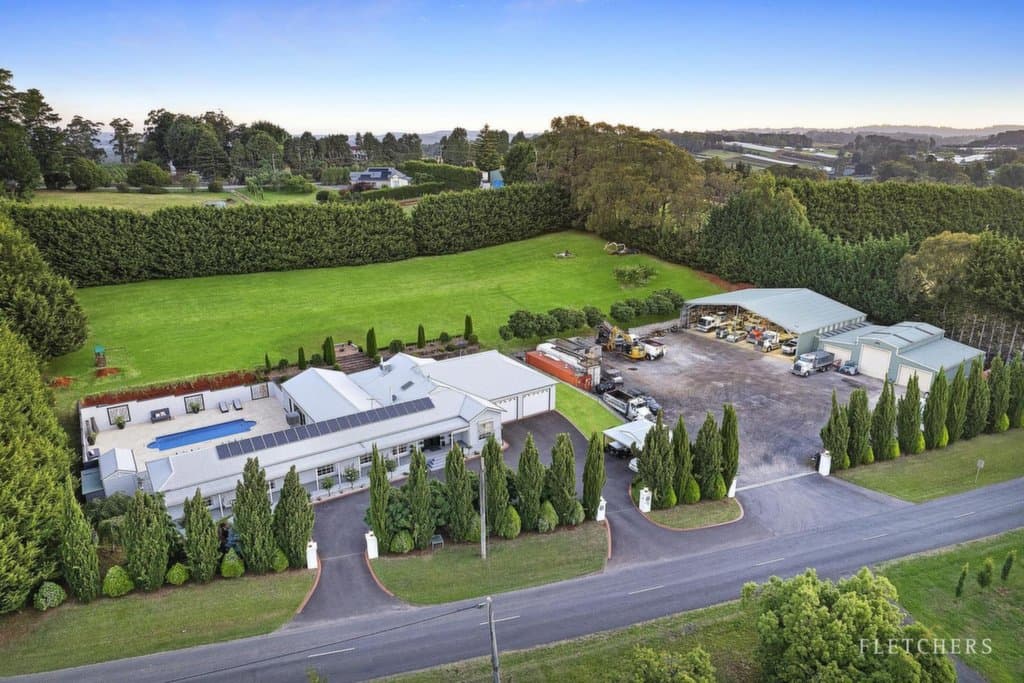 93 Monbulk Seville Road, Wandin East - Thumbnail 3