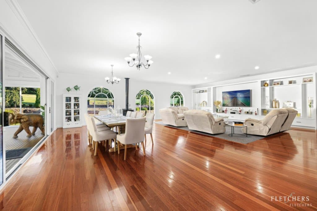 93 Monbulk Seville Road, Wandin East - Thumbnail 4