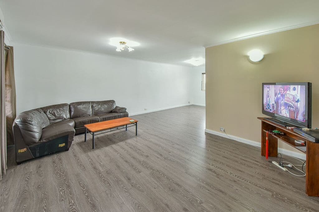 4 Tremlow Crescent, Ambarvale NSW 2560, Ambarvale - Thumbnail 4