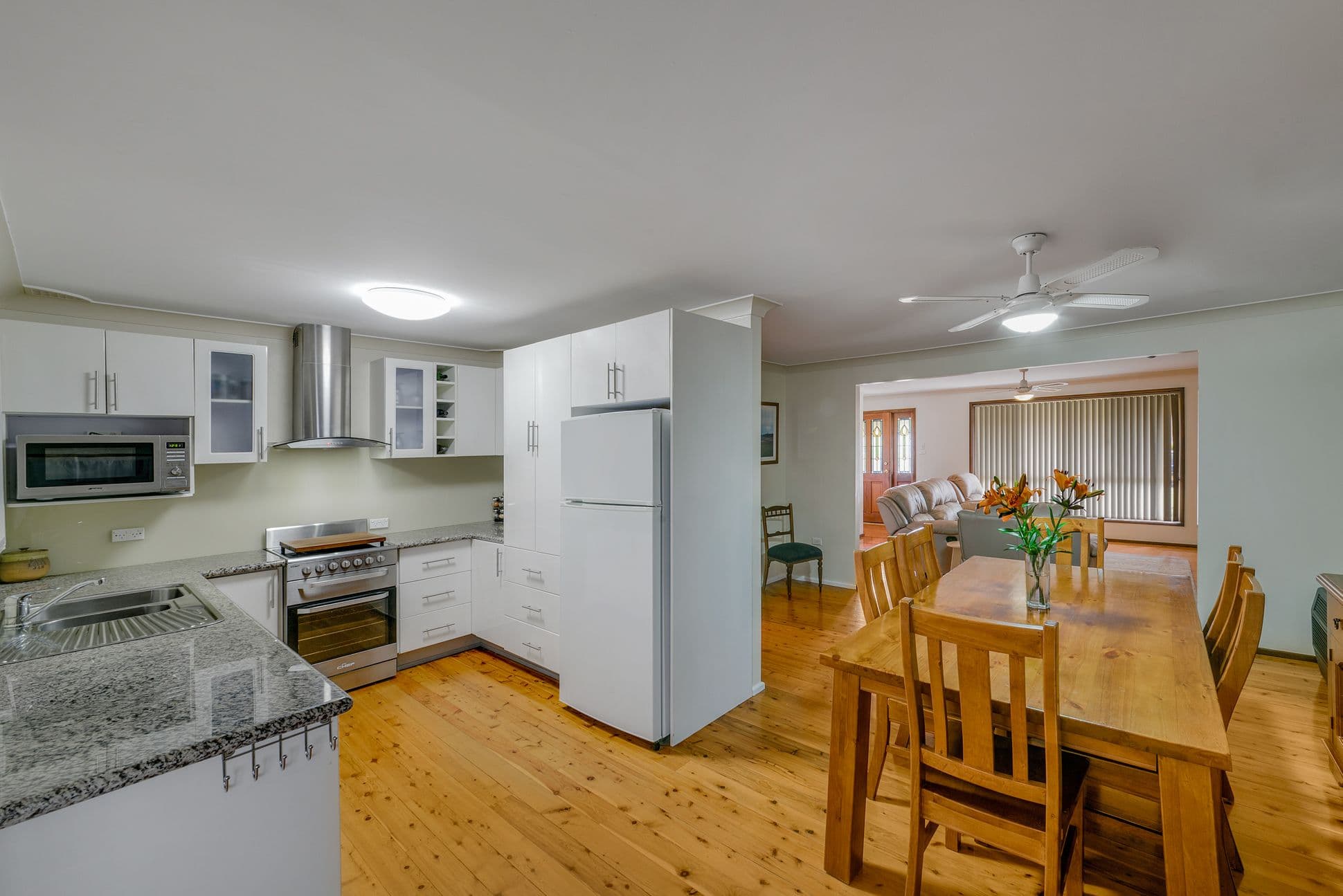 Ruse NSW 2560, Ruse - Image 1