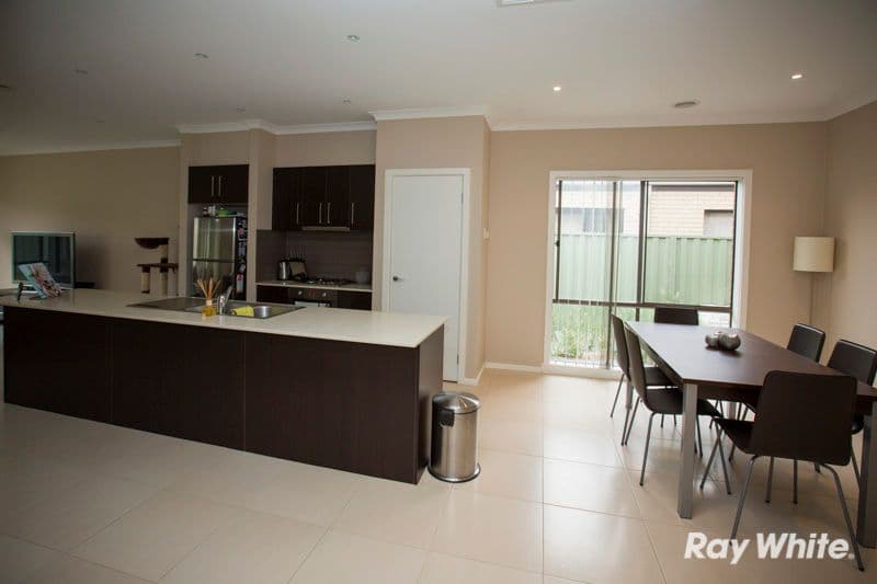 41 Cohens Way, PAKENHAM VIC 3810, Pakenham - Thumbnail 6