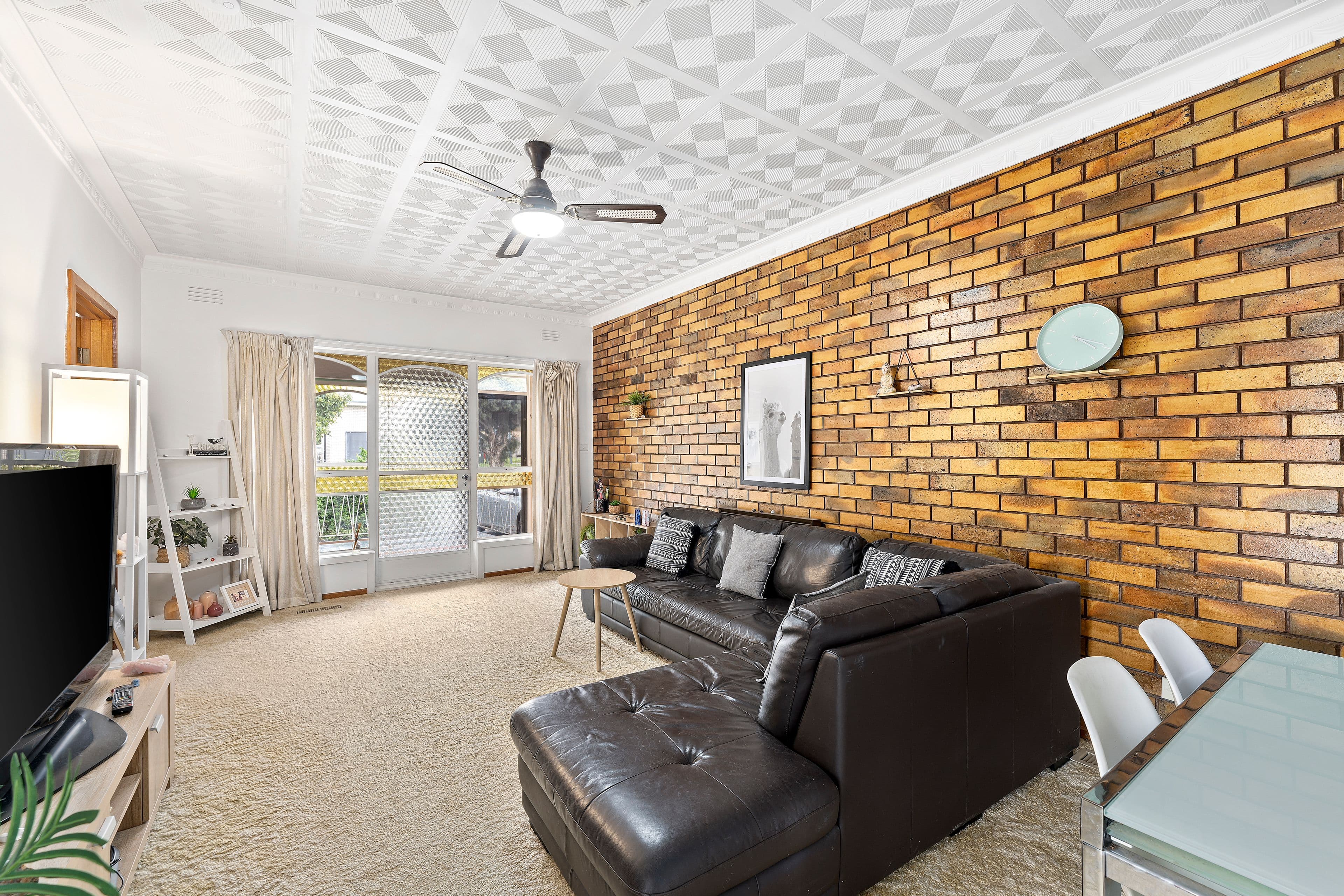 15 Blaxland Drive, Sunbury VIC 3429, Sunbury - Thumbnail 4