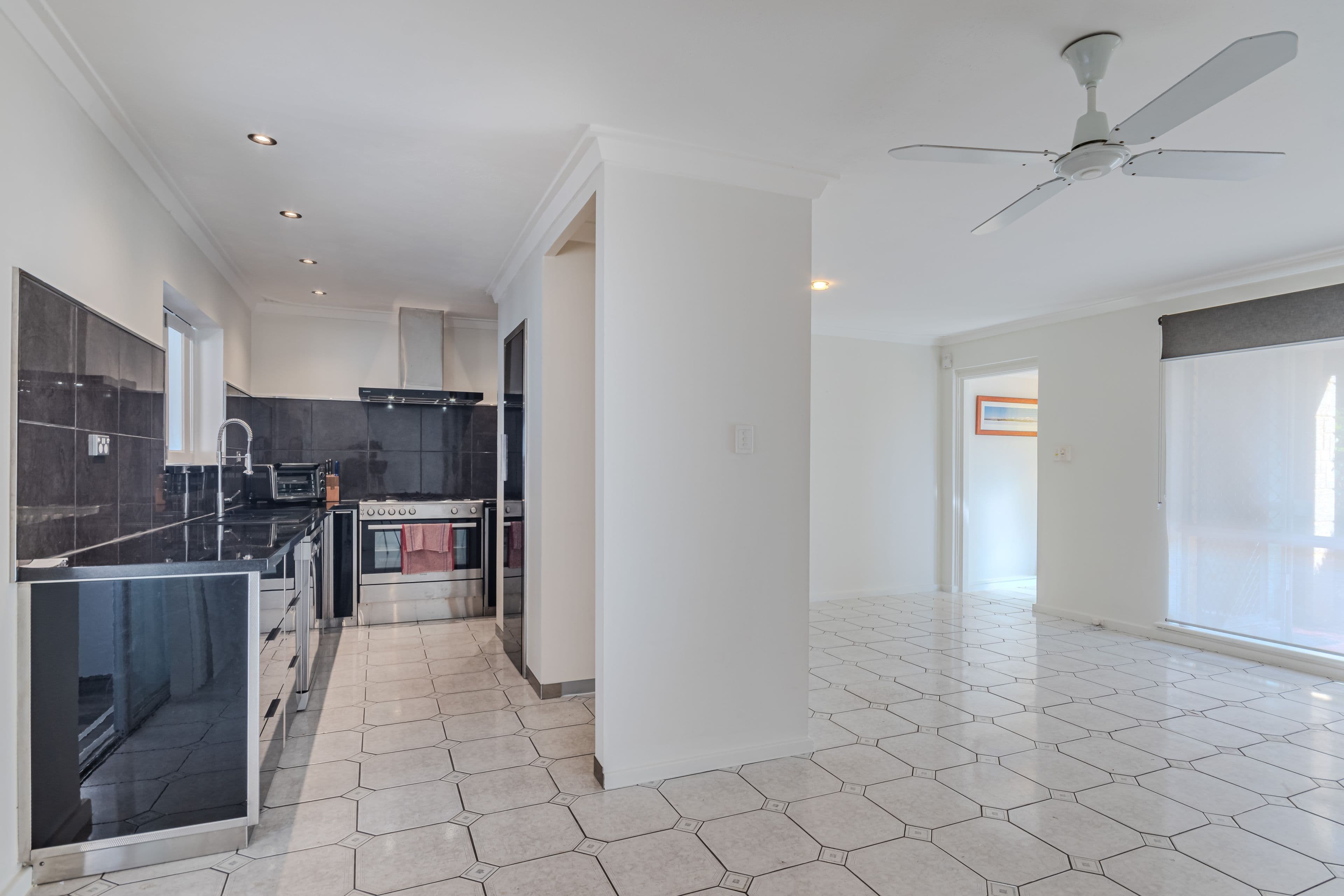 7 Barford Street, Maddington WA 6109, Maddington - Thumbnail 3