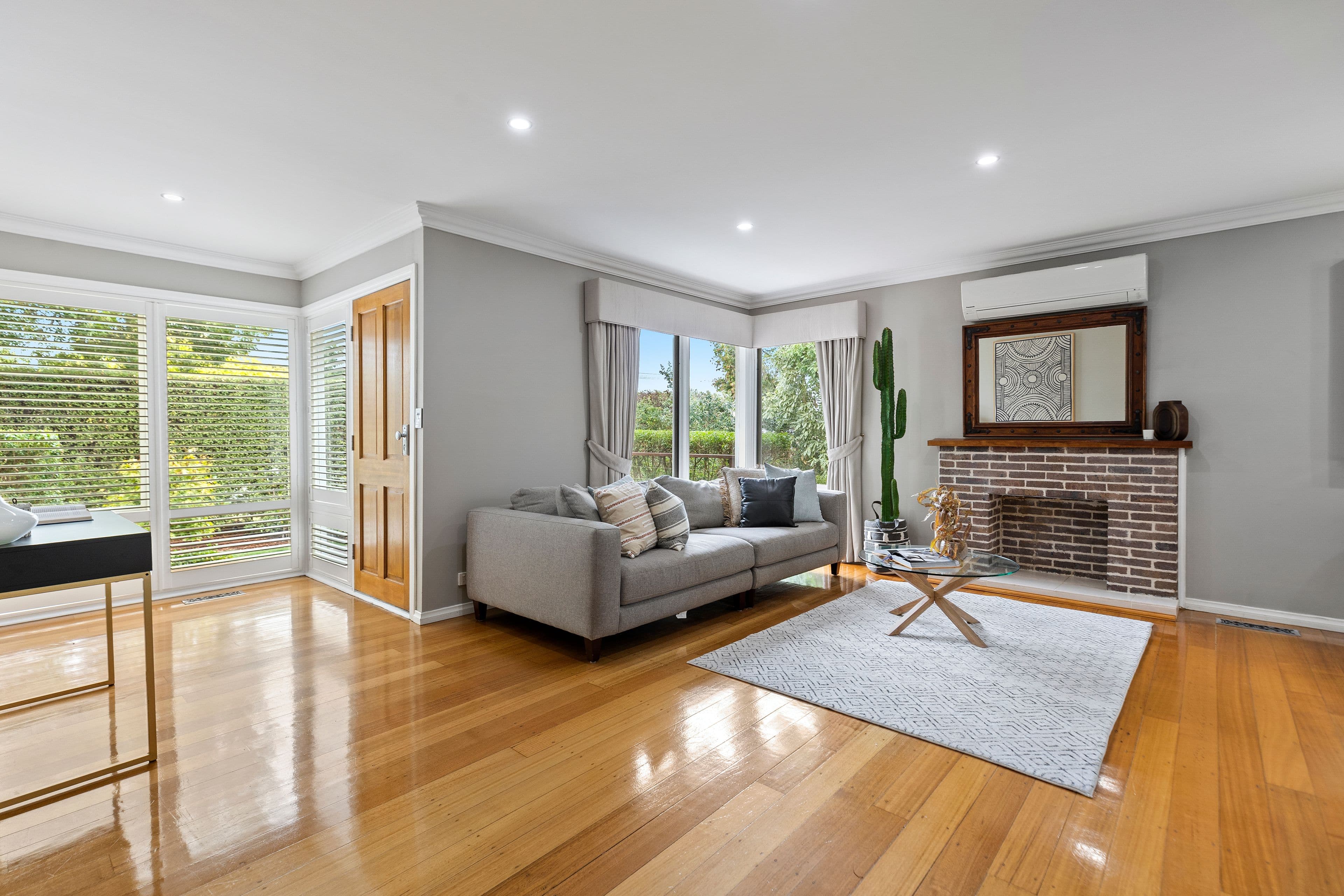 31 Johnson Drive, Ferntree Gully VIC 3156, Ferntree Gully - Thumbnail 2