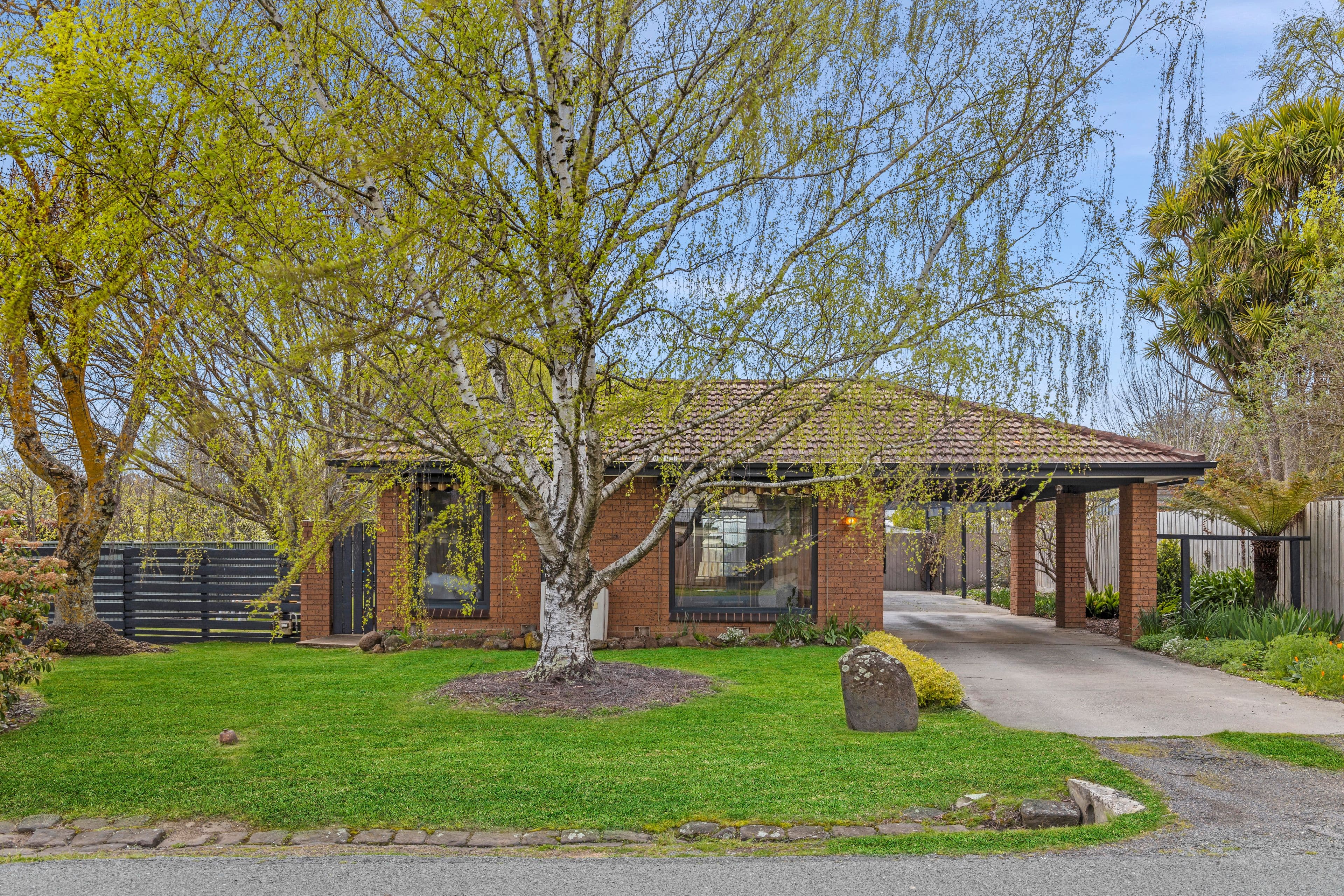 2 North Street, Kyneton VIC 3444, Kyneton - Image 1