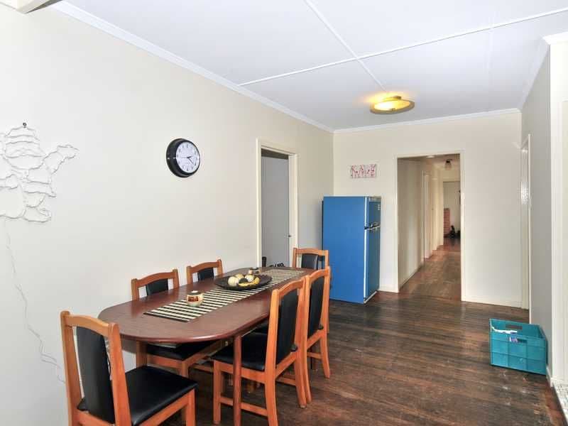 404 Cypress Terrace, PALM BEACH QLD 4221, Palm Beach - Thumbnail 6