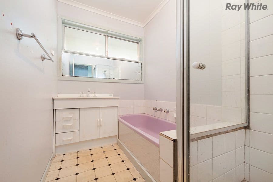 12 Douglas Avenue, St Albans VIC 3021, St Albans - Thumbnail 6