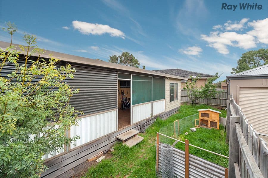 12 Douglas Avenue, St Albans VIC 3021, St Albans - Thumbnail 8