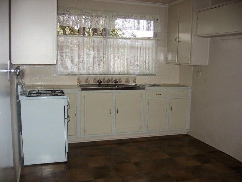 24 Bellin Street, LAVERTON VIC 3028, Laverton - Thumbnail 2