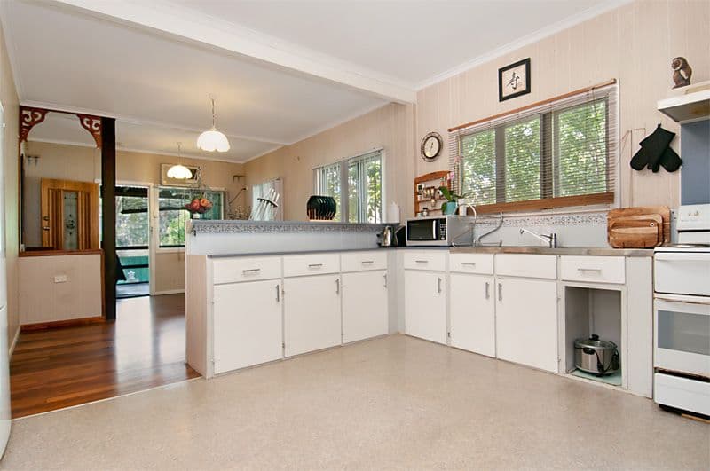 17 Old Landsborough Road, Beerwah QLD 4519, Beerwah - Thumbnail 2
