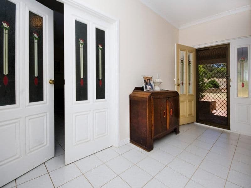 35 John Farrant Drive, GOOSEBERRY HILL WA 6076, Gooseberry Hill - Thumbnail 5