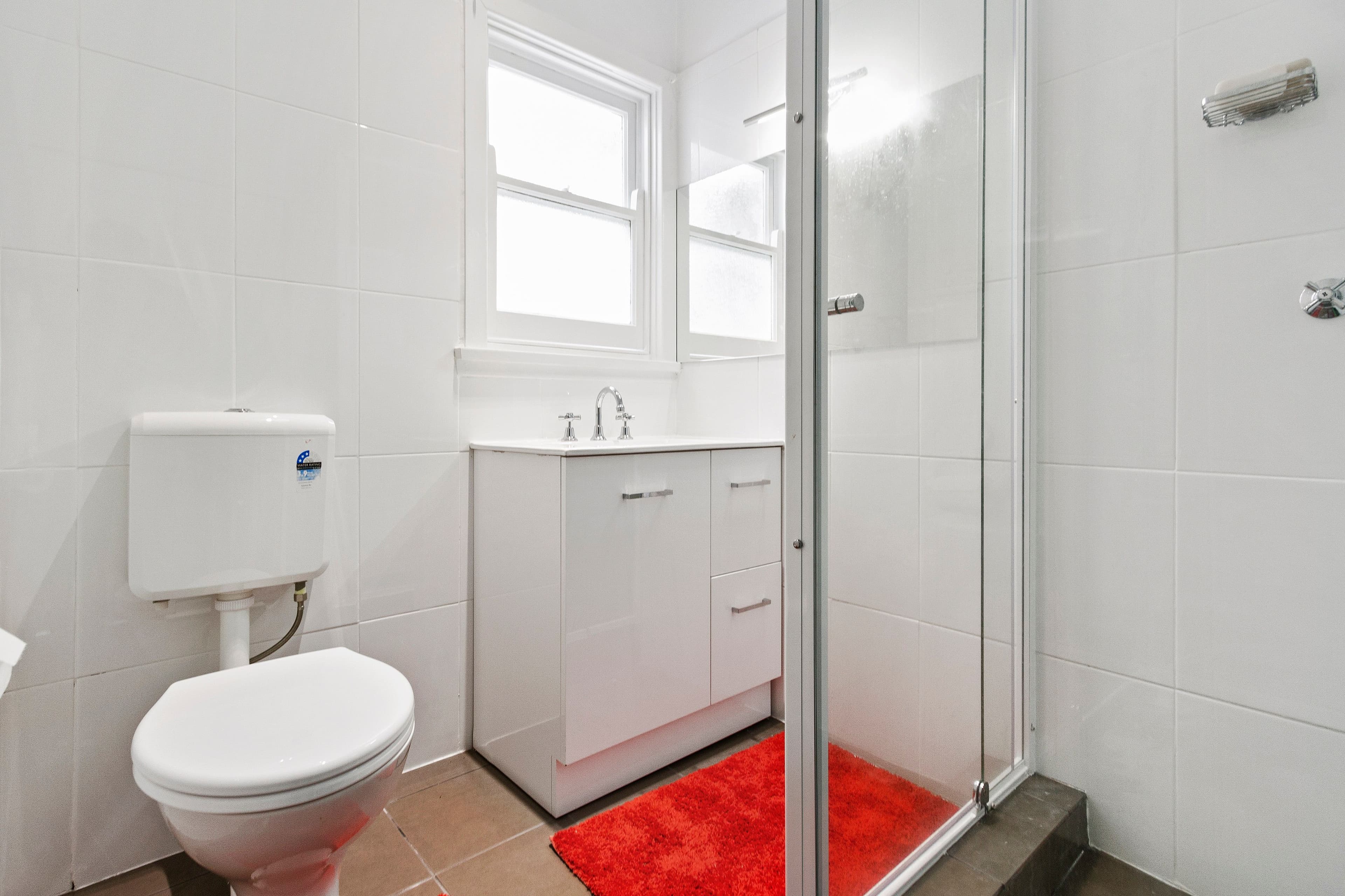8 Clare Crescent, Batehaven - Thumbnail 7