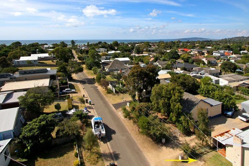 101 Ninth Avenue, ROSEBUD VIC 3939, Rosebud - Thumbnail 2